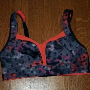 Lululemon Tata tamer